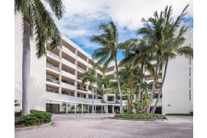 1930 HARBOURSIDE DRIVE, LONGBOAT KEY, FL 34228 Sold 08/22/24