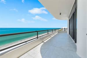435 L AMBIANCE DRIVE, LONGBOAT KEY, FL 34228 Sold 04/15/24