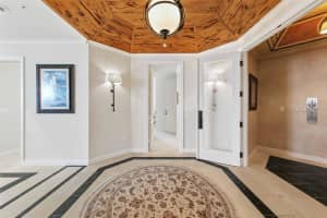 435 L AMBIANCE DRIVE, LONGBOAT KEY, FL 34228 Sold 04/15/24