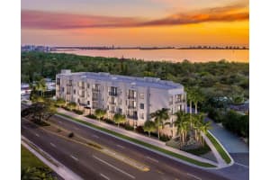4950 N Remington Dr #301, SARASOTA