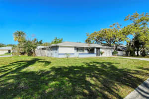5426 CREEPING HAMMOCK DRIVE, SARASOTA, FL 34231 Sold 05/21/24