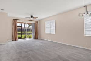 8218 SUMMER GREENS TERRACE, BRADENTON, FL 34212 Sold 04/23/24