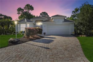 8010 HAMPTON COURT, UNIVERSITY PARK, FL 34201 Sold 05/10/24