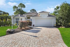8010 HAMPTON COURT, UNIVERSITY PARK, FL 34201 Sold 05/10/24