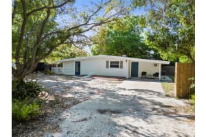 4540 Lords Ave, SARASOTA