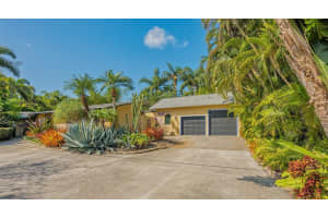 2395 HILLVIEW STREET, SARASOTA, FL 34239 Sold 09/30/24