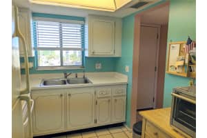 3987 LAKE BAYSHORE DRIVE, BRADENTON, FL 34205 Sold 07/26/24