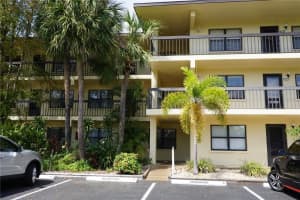 305 30TH AVENUE, BRADENTON, FL 34205 Sold 06/09/25