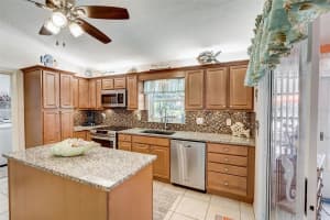 5620 GARDEN LAKES PALM #5620, BRADENTON, FL 34203 Sold 05/31/24