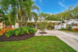 463 ACACIA DRIVE, SARASOTA, FL 34234 Sold 06/06/24