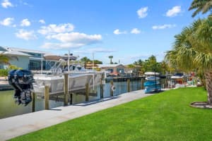 606 DUNDEE LANE, HOLMES BEACH, FL 34217 Sold 06/03/24