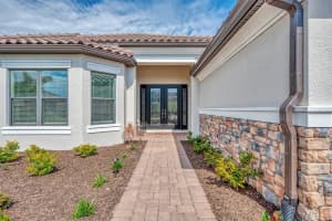 15517 DERNA TERRACE, BRADENTON, FL 34211 Sold 10/30/24