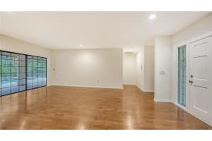 5168 KESTRAL PARK TERRACE, SARASOTA, FL 34231 Sold 05/15/24