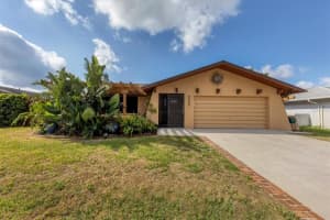 6432 SAMOA DRIVE, SARASOTA, FL 34241 Sold 05/06/24