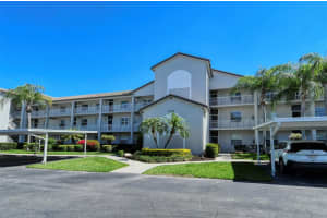 8735 OLDE HICKORY AVENUE, SARASOTA, FL 34238 Sold 11/14/24
