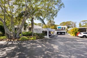 604 BAYPORT WAY, LONGBOAT KEY, FL 34228 Sold 05/31/24