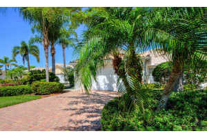 5812 HELICON PLACE, SARASOTA, FL 34238 Sold 05/10/24