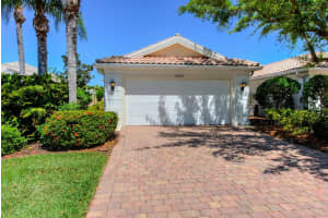 5812 HELICON PLACE, SARASOTA, FL 34238 Sold 05/10/24