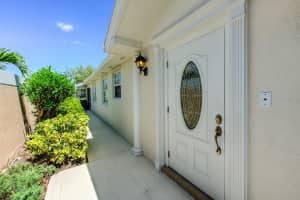 5812 HELICON PLACE, SARASOTA, FL 34238 Sold 05/10/24