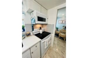 1803 FLAMINGO BOULEVARD, BRADENTON, FL 34207 Sold 02/26/25