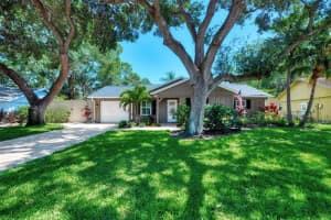 2910 WOODPINE COURT, SARASOTA, FL 34231 Sold 05/07/24