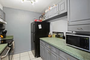 3212 RAMBLEWOOD DRIVE, SARASOTA, FL 34237 Sold 09/13/24