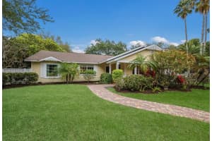 1689 ALTA VISTA STREET, SARASOTA, FL 34236 Sold 06/24/24