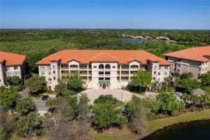 7718 LAKE VISTA COURT, LAKEWOOD RANCH, FL 34202 Sold 03/21/25