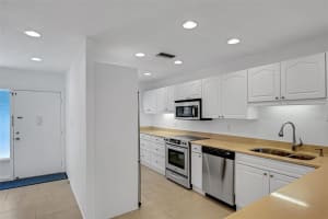 8635 MIDNIGHT PASS ROAD, SARASOTA, FL 34242 Sold 06/03/24