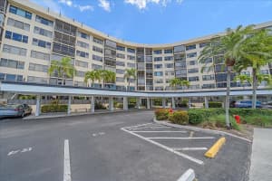 5855 MIDNIGHT PASS ROAD, SARASOTA, FL 34242 Sold 07/31/24