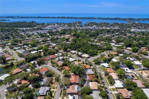 7472 DICKENS DRIVE, SARASOTA, FL 34231 Sold 05/14/24