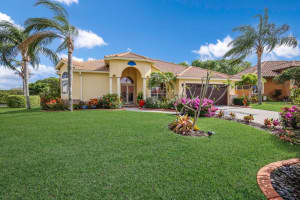 7137 42ND COURT, SARASOTA, FL 34243 Sold 04/30/24