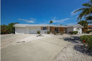 615 CONCORD LANE, HOLMES BEACH, FL 34217 Sold 05/29/24