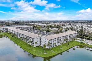 3308 LAKE BAYSHORE DRIVE, BRADENTON, FL 34205 Sold 04/30/24