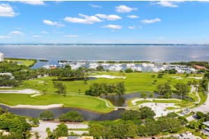 2800 HARBOURSIDE DRIVE, LONGBOAT KEY, FL 34228 Sold 05/20/25