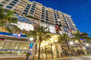 111 PINEAPPLE AVENUE, SARASOTA, FL 34236 Sold 12/13/24