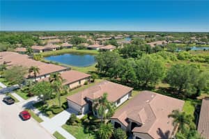 8162 STIRLING FALLS CIRCLE, SARASOTA, FL 34243 Sold 11/21/24