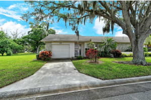 3971 OAKHURST BOULEVARD, SARASOTA, FL 34233 Sold 10/15/24