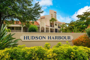 800 HUDSON AVENUE, SARASOTA, FL 34236 Sold 06/11/24