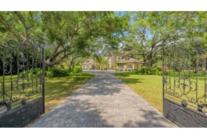7012 RIVERVIEW BOULEVARD, BRADENTON, FL 34209 Sold 03/26/25