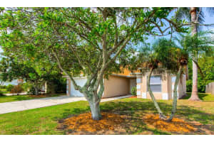 704 45TH STREET, BRADENTON, FL 34208 Sold 05/09/24
