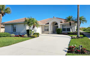 8278 LAKESIDE DR, ENGLEWOOD, FL 34224 Sold 12/06/24