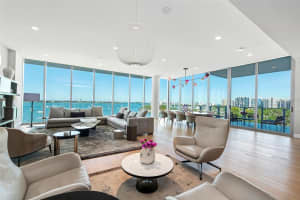 605 GULFSTREAM AVENUE, SARASOTA, FL 34236 Sold 12/02/24