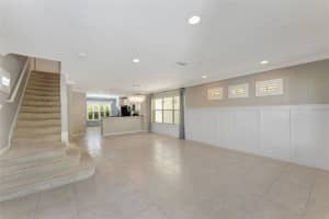6563 PINE BREEZE RUN, SARASOTA, FL 34243 Sold 08/09/24