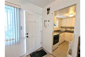 2051 SUNSET DRIVE, BRADENTON, FL 34207 Sold 03/13/25