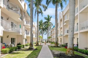 5961 MIDNIGHT PASS ROAD, SARASOTA, FL 34242 Sold 05/17/24