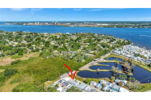 15 OAK STREET, BRADENTON, FL 34208 Sold 11/13/24