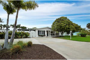 680 FOX STREET, LONGBOAT KEY, FL 34228 Sold 07/11/24