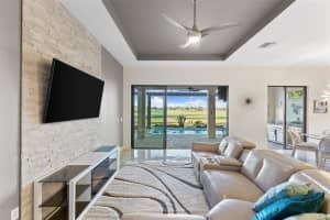 5237 NAPOLI RUN, BRADENTON, FL 34211 Sold 01/17/25