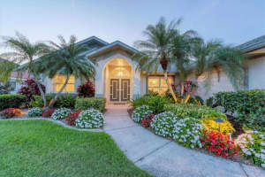 5853 CARRIAGE DRIVE, SARASOTA, FL 34243 Sold 05/03/24